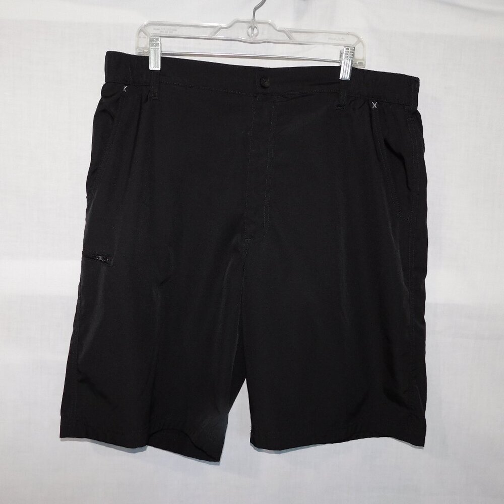 Wrangler Black Lightweight Zipper Pocket Shorts Outdoors Mens 38